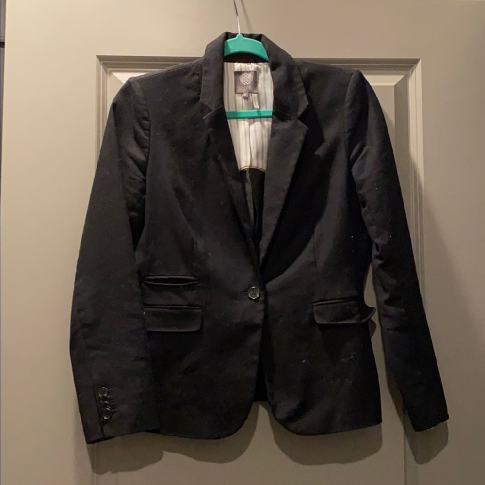Vince Camuto blazer size 8P